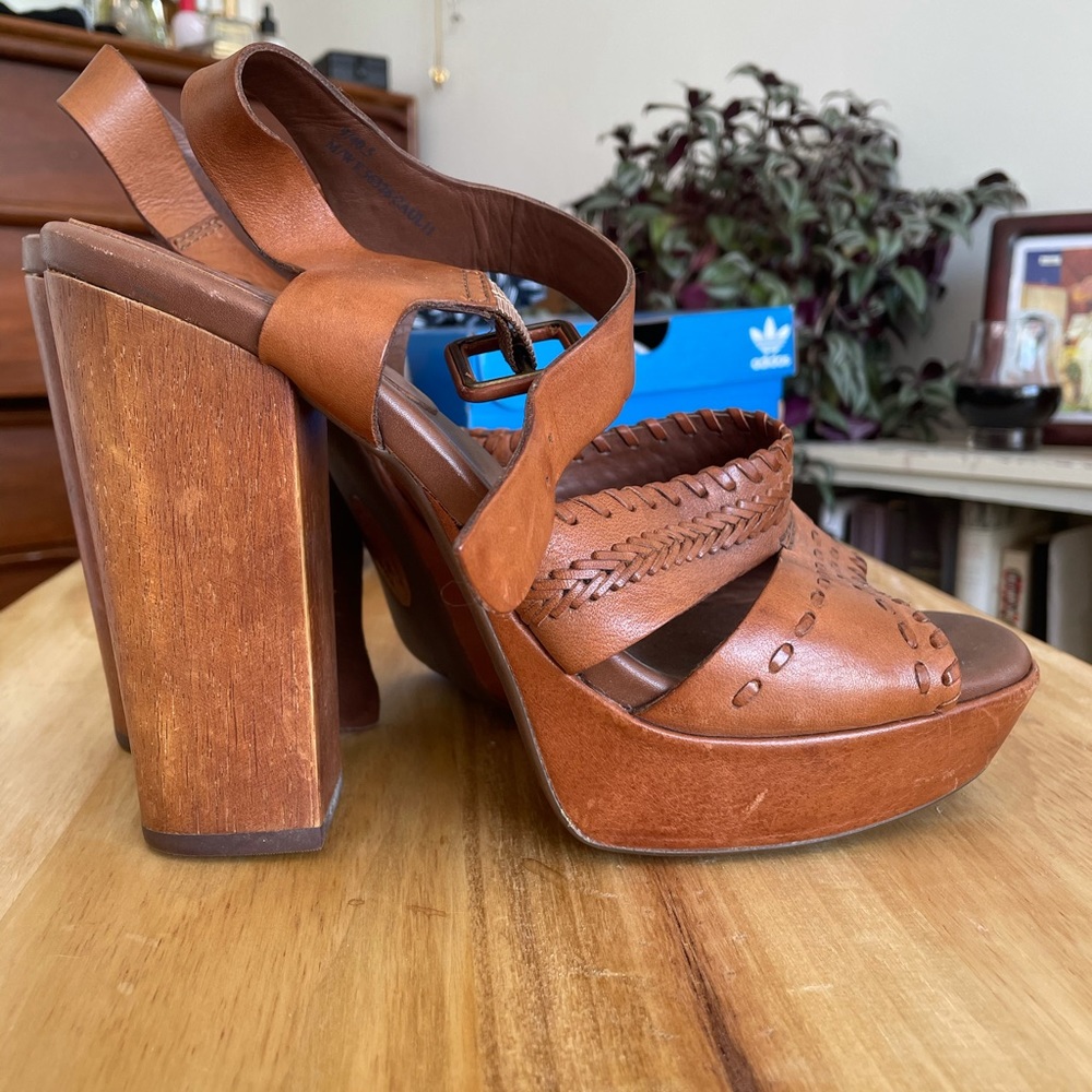 Kork Ease platform heels